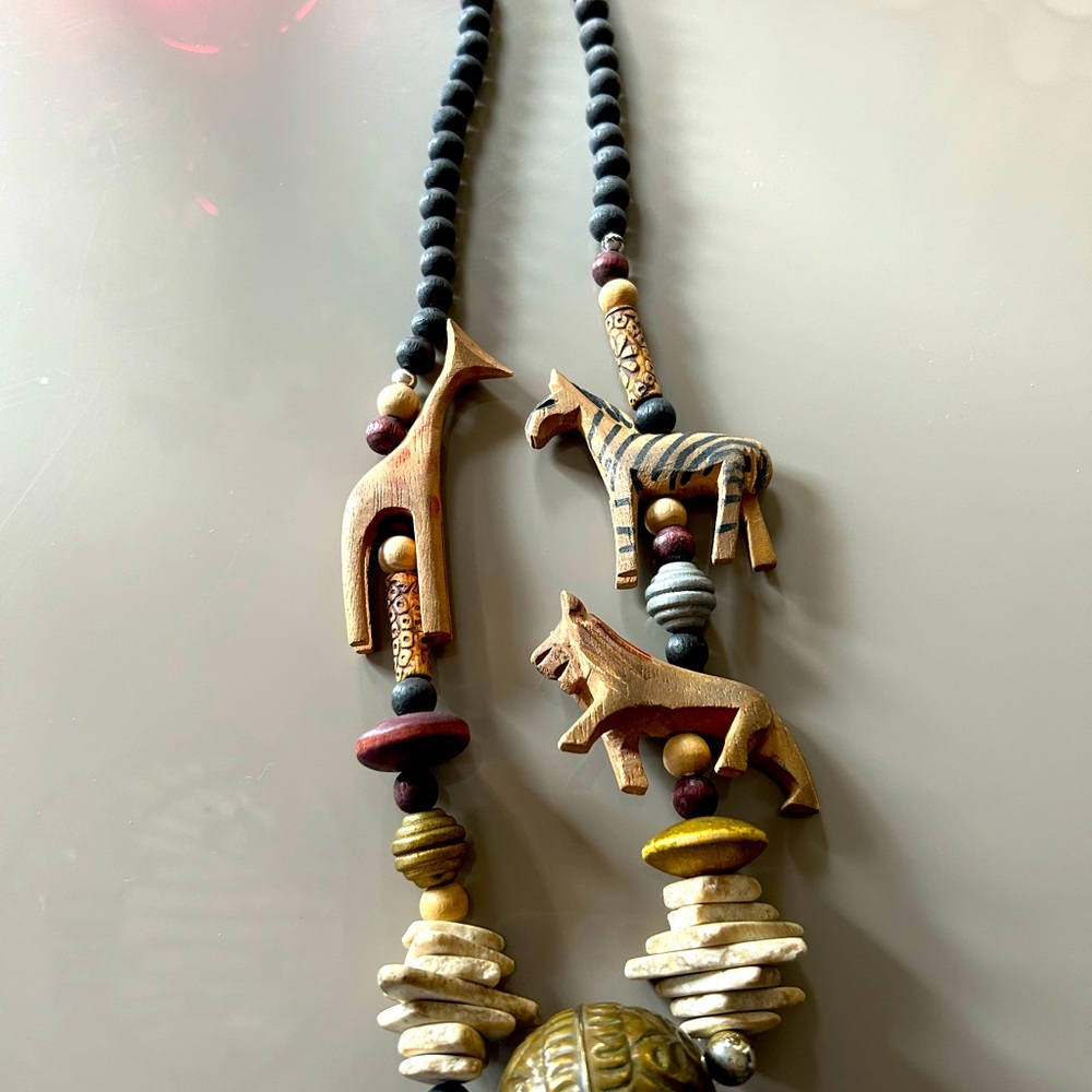 Vintage Single Strand Wood Bead hand Carved Zebra lion Necklace